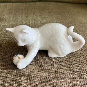 LENOX PORCELAIN CHINA FIGURINE PLAYING WITH BALL